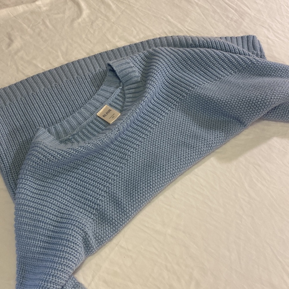 Woman’s sweater top size 3XL.